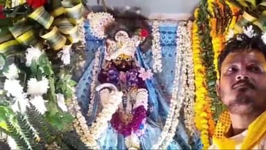 सासनी: दाऊजी महाराज महोत्सव सेवा समिति के बैनर तले सासनी के विभिन्न मार्गो से होते हुए निकाली गई दाऊजी महाराज की शोभायात्रा