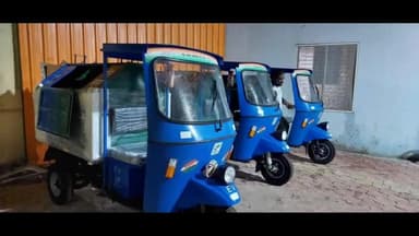 बदनावर: नगर परिषद ने प्रदूषणमुक्त इलेक्ट्रॉनिक रिक्शा खरीदे, शहर में घूमकर रिक्शा से होगा कचरा संग्रहण।