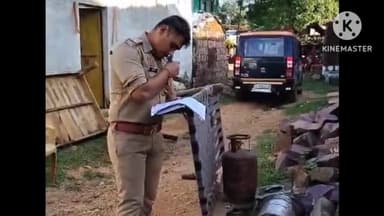 ललितपुर: न्यायालय के निर्देशानुसार फरार चल रहे बड़ौरा निवासी अभियुक्त की संपत्ति को जखौरा पुलिस ने किया कुर्क