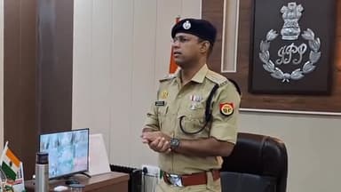 लखीमपुर: एसपी गणेश प्रसाद ने जनपद लखीमपुर खीरी में तैनात आठ उप निरीक्षक का किया तबादला