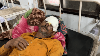 टीकमगढ़: हीरापुर गांव के पास सड़क हादसे में एक व्यक्ति हुआ घायल, जिला अस्पताल में किया गया भर्ती