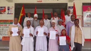 ज्ञानपुर: कलेक्ट्रेट पहुंच कर वाम दलों ने की मंगेश यादव मुठभेड़ की न्यायिक जांच की मांग