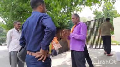 देेेवरिया: डुमरी चौराहे के पास ट्रैक्टर-ट्रॉली की चपेट में आने से दूध विक्रेता की हुई मौत