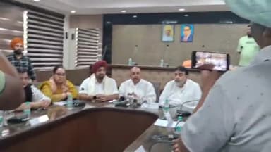 ਡੇਰਾਬਸੀ: ਨਗਰ ਕੌਂਸਲ ਜ਼ੀਰਕਪੁਰ ਦੇ ਕੰਮਾਂ ਦਾ ਜਾਇਜ਼ਾ ਲੈਣ ਲਈ ਵਿਧਾਨ ਸਭਾ ਦੀ ਸਥਾਨਕ ਸੰਸਥਾਵਾਂ ਕਮੇਟੀ ਨੇ ਕੀਤੀ ਮੀਟਿੰਗ, ਸਮੱਸਿਆ ਬਾਰੇ ਕੀਤੀ ਚਰਚਾ