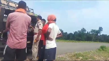 रामानुजगंज: रामानुजगंज राजेश ज्वेलरी शॉप में डकैती कर मोटरसाइकिल से भागे मोटरसाइकिल झारखंड में हुआ बरामद