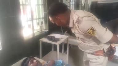 हिलसा: मध्य विद्यालय मड़वा में मध्याह्न भोजन में मिली छिपकली, दो दर्जन बच्चे हुए बीमार; एसडीओ एवं डीएसपी ने कहा- होगी कार्रवाई