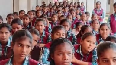 पवई: पवई के शाहनगर विकासखंड में महिलाओं एवं बालिकाओं को किया जागरूक