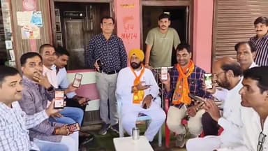 मंदसौर: ग्राम तितरोद में आज क्षेत्रीय विधायक हरदीप सिंह डंग ने सदस्यता अभियान के तहत नए सदस्यों को जोड़ने का किया कार्य