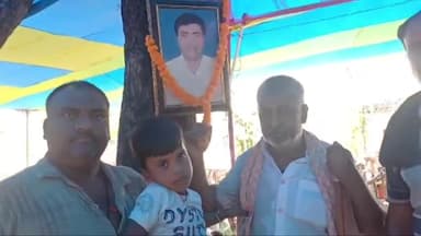 जोगापट्टी: सिरसिया में आज दूसरे दिन दंगल प्रतियोगिता का हुआ आयोजन, महिला पहलवानों ने दिखाया दमखम