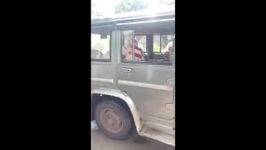 सुनेल: कादर नगर के पास पुलिया पर जमी काई पर फिसलकर बाइक सवार हुआ गंभीर घायल