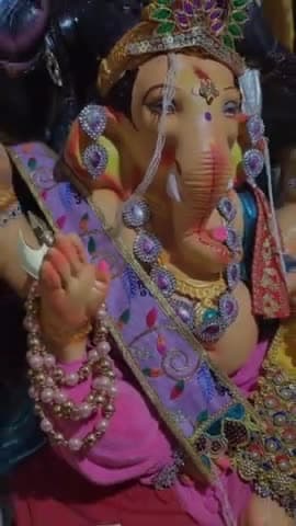 •अनोखी प्रतिमा रामलला के साथ गजनान महाराज विराजित...!!!

*•अनूठी भोग विशाल स्वास्तिक मोदक....!!!*

*•अनूठी संजीव झाकी कलकत्ता महिला डॉक्टर की निर्मम ह