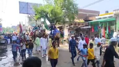 धौलपुर: शहर में जुलूस निकालकर मुस्लिम समाज ने मनाया मिलादुन्नवी का त्यौहार