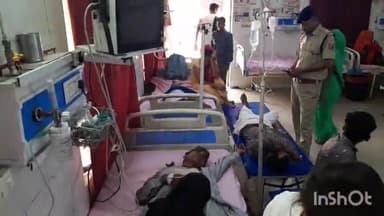 हाथरस: हाथरस जंक्शन रेलवे स्टेशन के पास रेलवे ट्रैक पर बेहोशी की हालत में मिला व्यक्ति रेलवे सुरक्षा पुलिस ने  जिला अस्पताल में