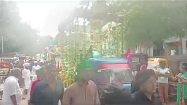 बिहिया: बिहिया नगर में मोहम्मद साहब के जन्मदिन ईद उल नबी पर निकाली गई जुलूस