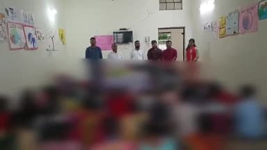 सिमडेगा: सहयोग विलेज में पीएम नरेंद्र मोदी के जन्मदिन पर फल का वितरण किया गया