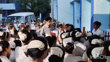 सुपौल: GNM कॉलेज सुखपुर की छात्राओं द्वारा पानी और बिजली की समस्या को लेकर सुपौल सिविल सर्जन से मुलाकात की गई