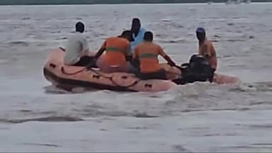 डेहरी: सोन नदी में डूबे बच्चों के लिए SDRF का सर्च ऑपरेशन दूसरे दिन भी जारी रहा, देर शाम तक सफलता नहीं मिली