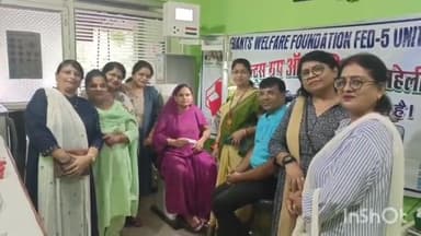 औरैया: दिबियापुर के विशाल आई केयर में लगाया गया निशुल्क नेत्र परीक्षण शिविर