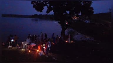 शाजापुर: कांजा तालाब खेड़ा में अंधेरे में किया गया गणेश जी की प्रतिमाओं का विसर्जन, जिम्मेदारों ने नहीं की लाइट की व्यवस्था