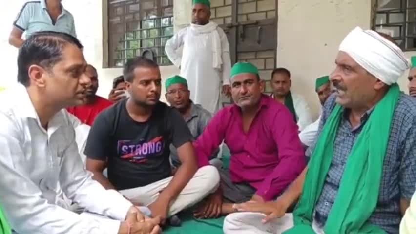 धौलाना - किसानो ने बिजली घर दफ्तर का किया घेराव #भाकियूटिकैत  सुन्दर सिंह गुर्जर ने कर डाला हंगामा
@UPPCLLKO