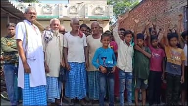 नौतन: शिवराजपुर में उत्पाद विभाग पर हमले के बाद डर का साया, लोग घर खाली कर जी रहे हैं, पर्व-त्योहार का उत्साह भी नहीं