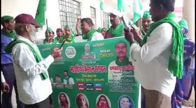 @जिला @कौशाम्बी : @तहसील @चायल में @स्थानीय समस्याओं को लेकर @ज्ञापन दिया।
#District #Kaushambi: #Memorandum was given regarding local problems in #Tehsil #Chayal.
@bharatiya@kisan Sangthan.