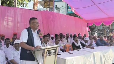 बांधवगढ़: गांधी चौक पर किसान न्याय यात्रा का हुआ समापन, 22 सूत्रीय मांगों को लेकर राज्यपाल के नाम डिप्टी कलेक्टर को दिया ज्ञापन