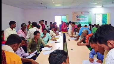 हिलसा: हिलसा के प्रखंड कार्यालय में 400 स्वच्छता कर्मियों का स्वास्थ्य जांच व नि:शुल्क दवा दी गई, BDO व CO रहे मौजूद