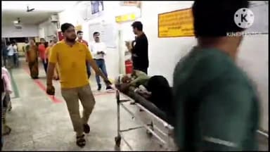 इटावा: बकेवर इलाके में बाइक की टक्कर से युवक गंभीर रूप से घायल, जिला अस्पताल में भर्ती, इलाज जारी, पुलिस को सूचना दी गई