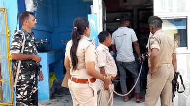 फुल्लीडूमर: बछौर गांव से फुल्लीडुमर पुलिस ने दो बदमाशों को एक दो नाली बंदूक एवं 11 जिंदा कारतूस के साथ किया गिरफ्तार