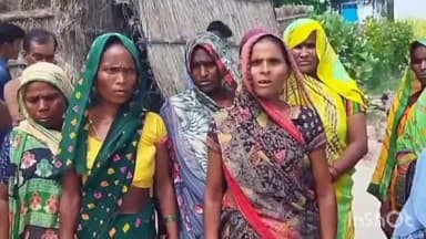 निघासन: तिकुनिया कोतवाली क्षेत्र के जसनगर व नया पिंड गांव नेपाल से निकली मुहाना नदी में आई बाढ़ से लोगों के घरों में घुसा पानी