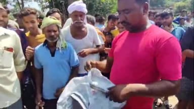 कटकमसांडी: कुरहागड़ा में प्रतिबंधित मांस के साथ एक व्यक्ति को ग्रामीणों ने पकड़ा, पुलिस के हवाले किया