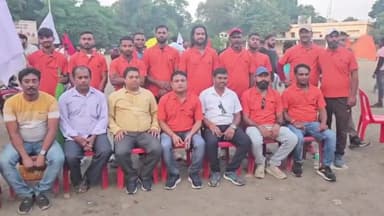 गिरिडीह: गिरिडीह प्रीमियर लीग क्रिकेट नाइट टूर्नामेंट के आयोजन को लेकर झंडा मैदान में मिलन समारोह का किया गया आयोजन