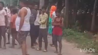 इकौना: दूबे दोनक्का के पास पैदल जा रहे युवक को ट्रक ने मारी टक्कर, युवक गंभीर रूप से हुआ घायल