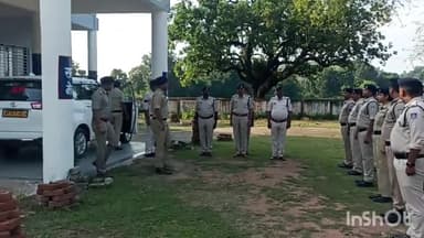 अजयगढ़: एसपी ने धरमपुर थाने का किया निरीक्षण व किया पौधारोपण; थाना प्रभारी, चौकी प्रभारी व पुलिस स्टाफ रहे मौजूद