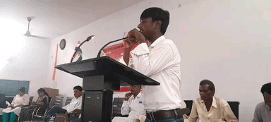 पांकी में कैडर कन्वेंशन को संबोधित करते हुए।