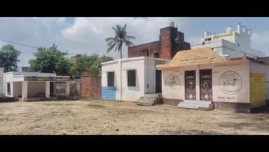 सहजनवा: पिपरौली ब्लॉक स्थित सामुदायिक शौचालय में लगा ताला, ज़िम्मेदार बने मौन