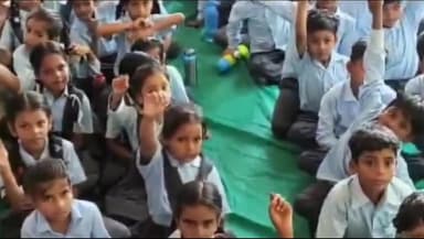 छोटीसादड़ी: भंवर माता मार्ग स्थित विद्यालय में जागरूकता कार्यक्रम हुआ आयोजित, DSP ने छात्रों को दी कानून व सुरक्षा संबंधी जानकारी