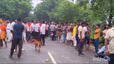 संझौली: थाना क्षेत्र के सोनी मठिया गांव के पास ट्रक ने तीन लोगों को कुचला, दो की मौत, एक जख्मी, लोगों ने किया सड़क जाम