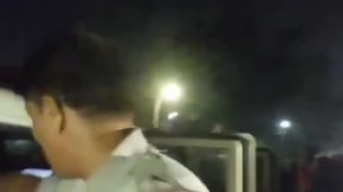 पटना ग्रामीण: रूपसपुर में शराबी को पकड़कर पैसे मांग कर छोड़ रही थी पुलिस, हुआ बवाल, स्थानीय लोगों ने पुलिस पर हमेशा पैसे मांगने का आरोप लगाया