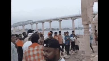 रामनगर के बलुआ घाट पर बारादरी का गुंबद ढहने से अधेड़ मजदूर की मौत के मामले में डीएम ने शासन को भेजी रिपोर्ट