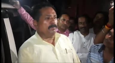 शाहनगर: पवई विधानसभा क्षेत्र में अवैध शराब की बिक्री को लेकर क्षेत्रीय विधायक प्रहलाद लोधी ने दी प्रतिक्रिया