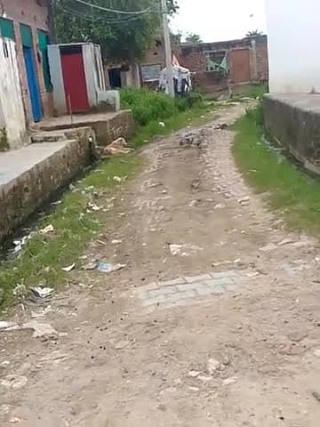 ग्रामपंचायत #मोड# बिलॉक तहसील मोड जिल्हा यहा पर सफाई नही होती है बॅटरी स्टेटमेंट