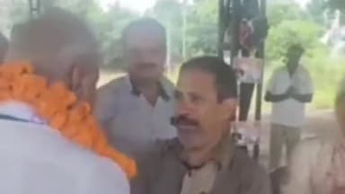 जगाधरी: गोविंदपुरा में धरने पर बैठी मिड डे मील वर्कर्स ने कांग्रेस प्रत्याशियों को अपनी मांगों का सौंपा ज्ञापन #haryanaelections