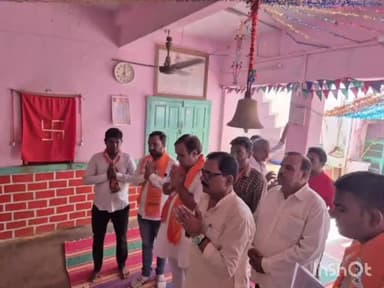 मूंडवा: खजवाना में भाजपा द्वारा चलाए जा रहे सदस्यता अभियान को लेकर पार्टी कार्यकर्ताओं की बैठक का हुआ आयोजन