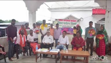 थावे: थावे मंदिर परिसर में कोर्ट द्वारा विधिक जागरूकता कार्यक्रम का आयोजन, लोगों को दी गई कानून की जानकारी