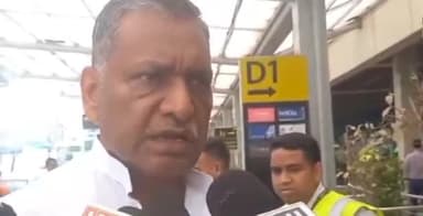 पटना ग्रामीण: पटना एयरपोर्ट पर कांग्रेस प्रदेश अध्यक्ष अखिलेश प्रसाद सिंह ने कहा, किसी को भी किसी भी राज्य में काम करने की आजादी है