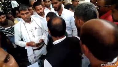 मिर्ज़ापुर: बिहार के दो समुदायों के युवक और युवती कचहरी में शादी करने पहुंचे, जानकारी होने पर शहर कोतवाली पुलिस ने उन्हें साथ ले गई