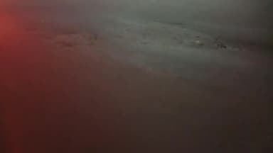 यह गड्ढा गणेशगंज मोहल्ला सब्जी मंडी रोड के बीचो-बीच आवागमन मार्ग पर है समय रहते इस गढ्ढे को अगर सही नहीं किया गया तो जनमानस के जान माल का हो सकता है बड़ा हादसा जिलाधिकारी महोदया जी से निवेदन है कि इस गड्ढे को तत्काल प्रभाव दुरुस्त किया जाए