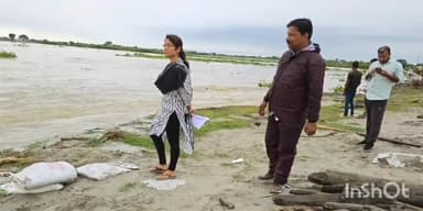 सुपौल: कोशी नदी में जलस्तर बढ़ने के कारण सुपौल BDO ज्योति गामी ने बसबिट्टी स्थित कोशी तटबंध का किया निरीक्षण